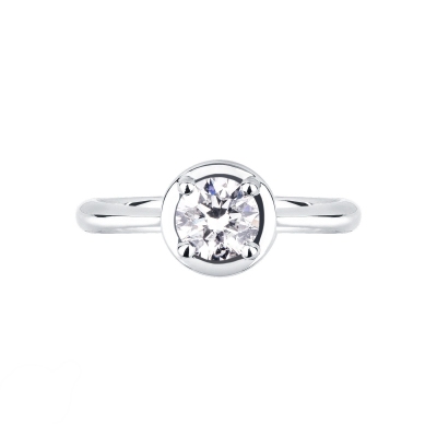 4 claw solitaire 0,70 ct diamond ring white gold 18k