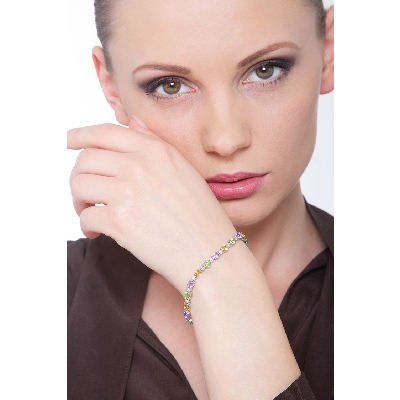 Alternate bracelet in white gold 18k with multicolor gemstones and diamonds 