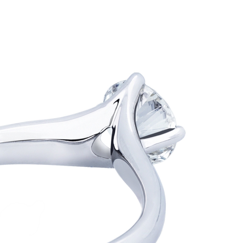 Anello Fidanzamento Imperiale in Oro Bianco 0,90 ct