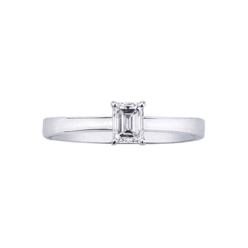 Anello con diamante taglio smeraldo 0.50ct GIA in oro bianco 18k