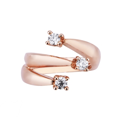 Trilogy ring rose gold 18k with diamonds 0,60 ct
