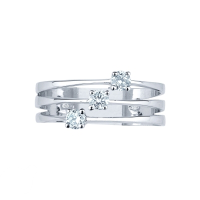 White gold 18k trilogy band ring with 3 diamonds