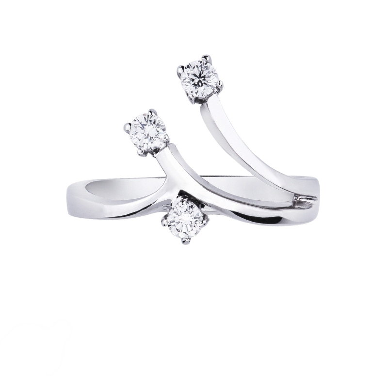Trilogy ring white gold 18k with diamonds 0,30 ct