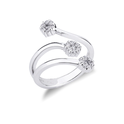 18k white gold trilogy Illusion type ring with diamonds pavé