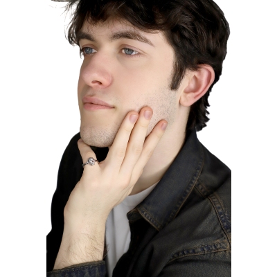 Anello teschio mobile in oro bianco 18k con diamanti