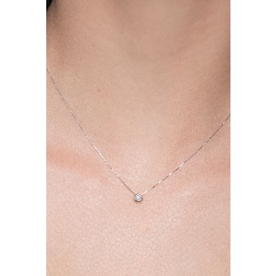 Collana punto luce grande in oro bianco 18k con diamante