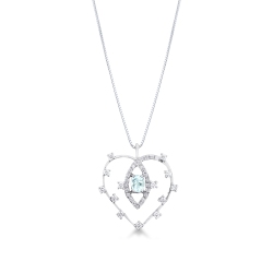 Collana con cuore acquamarina centrale e diamanti in oro bianco