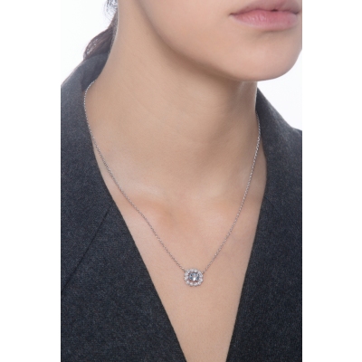 Collana in oro bianco 750 con acquamarina ovale e diamanti