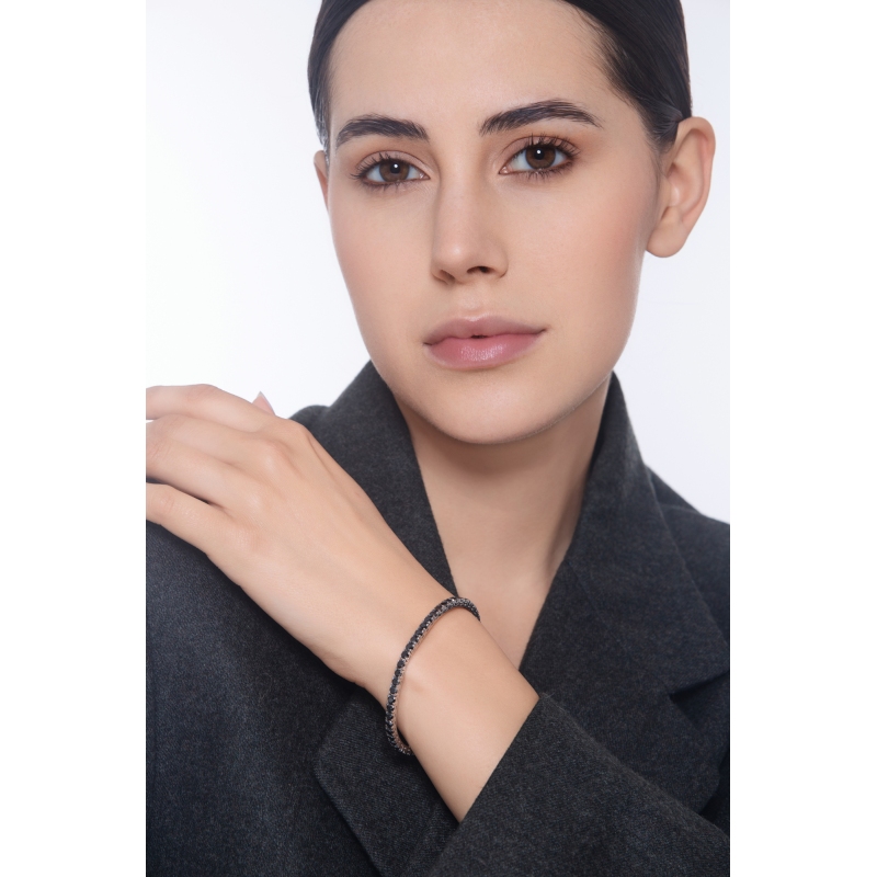 18k white gold tennis bracelet with black diamonds 3,30 mm wide