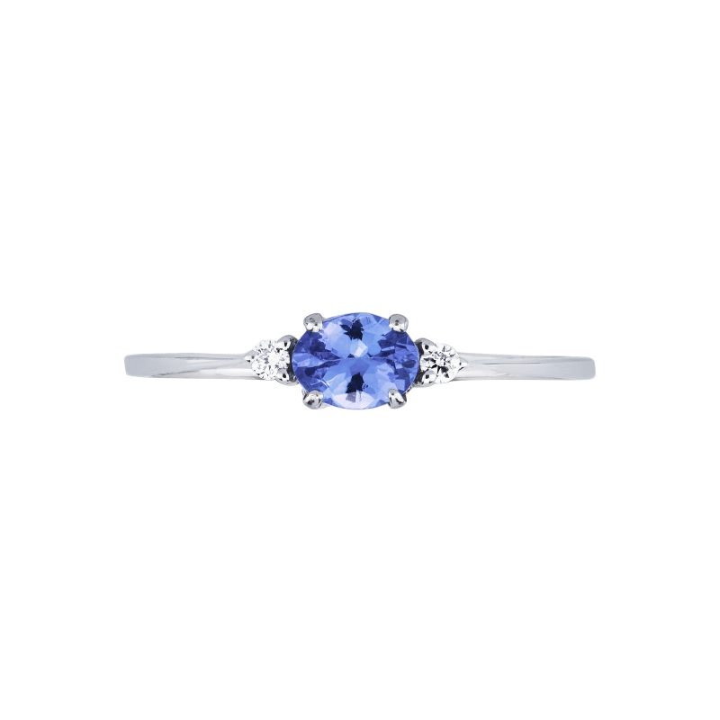 White gold 18k ring with central tanzanite and two lateral diamonds 