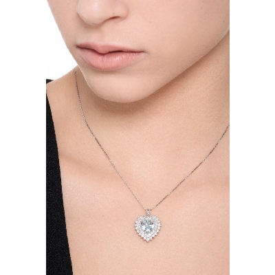 Collana con acquamarina cuore con diamanti in oro bianco 18k