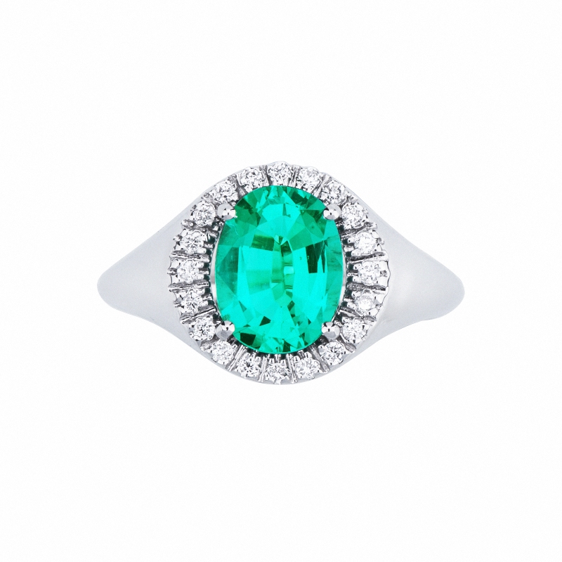 Chevalier emerald and diamonds ring in white gold 18k