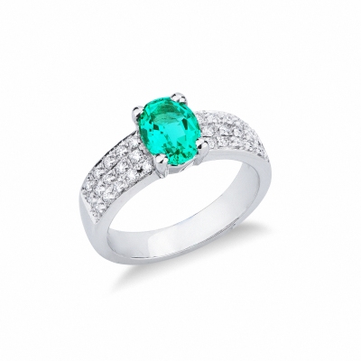 Band ring with emerald and diamonds in white gold 18k