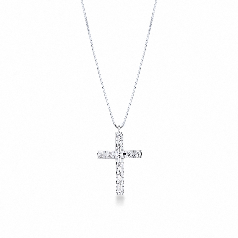 18k white gold chain with cross pendant with diamonds