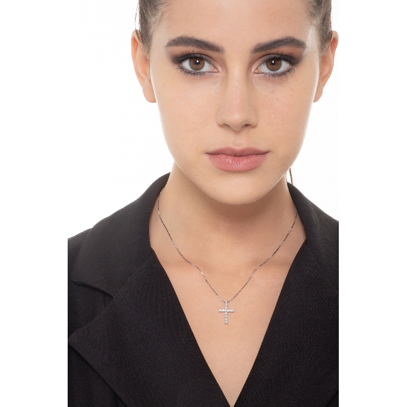 Collana in oro bianco 18k con croce e diamanti, 19x12 mm