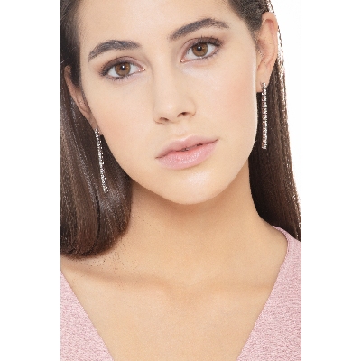 Orecchini tennis in oro bianco 18k con diamanti da 0.04 ct