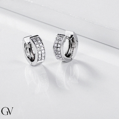 Orecchini con diamanti in oro bianco 18k