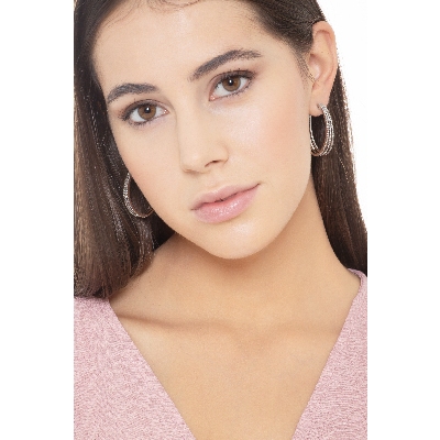 Orecchini ovali in oro bianco 18k con 3 file di diamanti