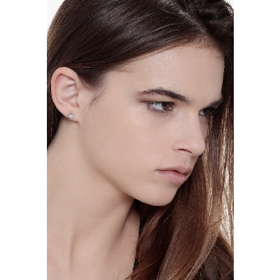 Orecchini in oro Bianco 18k a 4 griffe con diamanti, ct. 0,60