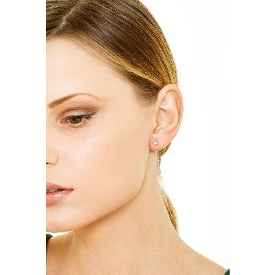 Orecchini in oro bianco 18k a 4 punte con diamanti, ct. 0,30