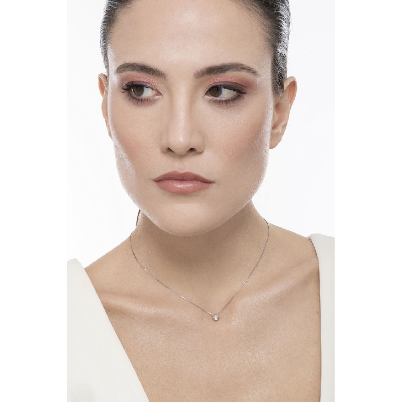 Collana punto luce cipollina in oro bianco 18k con diamante, ct 0,05