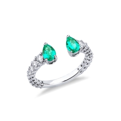 ANELLO CON  BRILLANTI E 2SMERALDI GOCCIA MM6X4