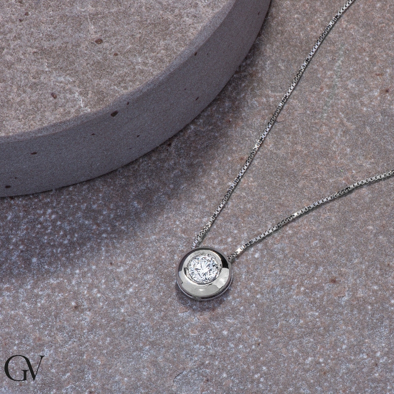 Collana punto luce cipollina in oro bianco 18k con diamante, ct 0,50