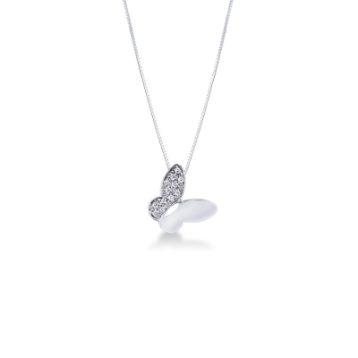 Butterfly pendant in 18k white gold with a wing full of diamonds