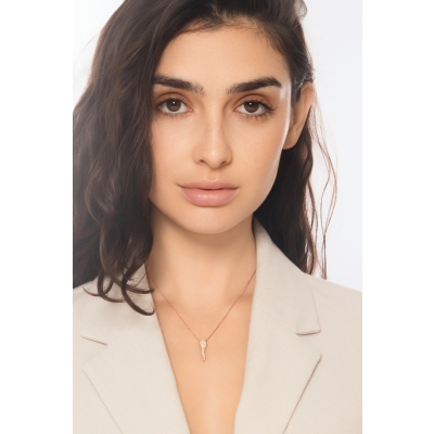 Collana in oro rosa 18k con cornetto in diamanti