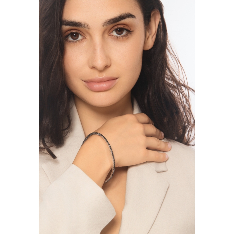 Tennis bracciale elastico in oro bianco 18k con diamanti neri