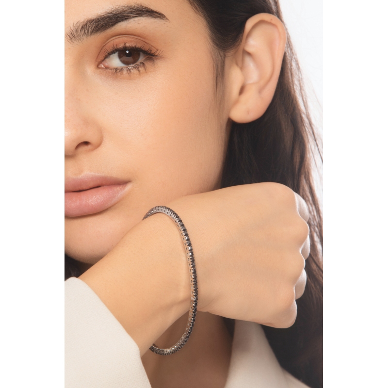 Bracciale elastico tennis con diamanti neri in oro bianco 18k