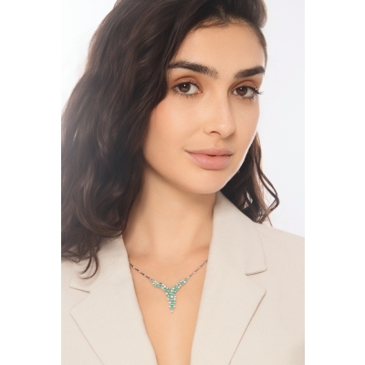 GIROCOLLO SEMIRIGIDO CON  BRILLANTI E SMERALDI