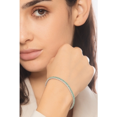 BRACCIALE TIPO TENNIS A 3 FILE CON BRILLANTI E SMERALDI. LARGH.5.00MM 