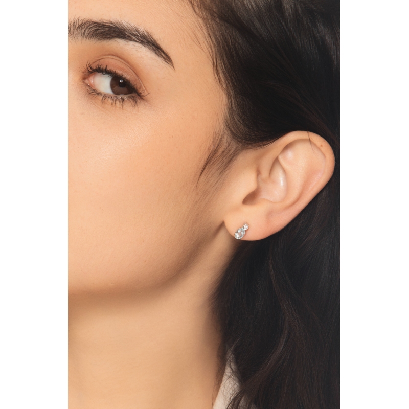 Orecchini in oro bianco 18k con acquemarine ovali e diamanti
