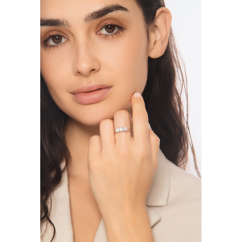 Anello trilogia in oro bianco 18k con diamanti