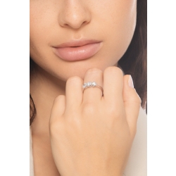 Anello trilogia in oro bianco 18k con diamanti 2