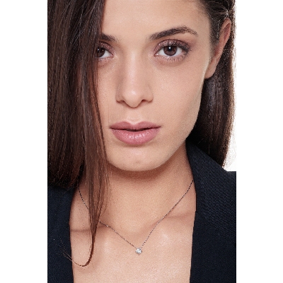 Collana punto luce in oro bianco 18k con diamante, ct 0,25