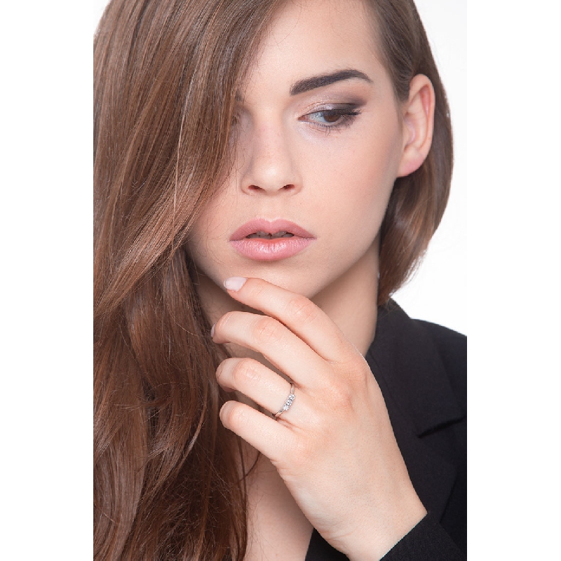 Anello Trilogy in Oro bianco 18k con Diamanti,  0,25 ct