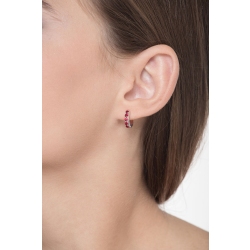 Orecchini in oro bianco 18k a cerchio con rubini 2