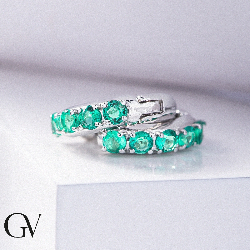 White gold 18k hoop earrings with emeralds 