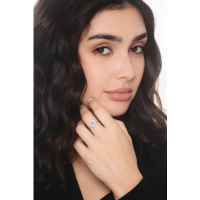 Heart halo ring in white gold 18k with pink sapphire and diamonds