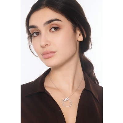 18k white gold necklace with pendant in diamonds 