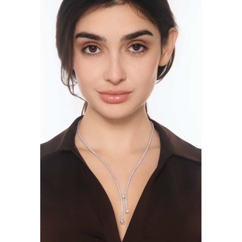 Tennis necklace pyramid in white gold 18k with diamonds