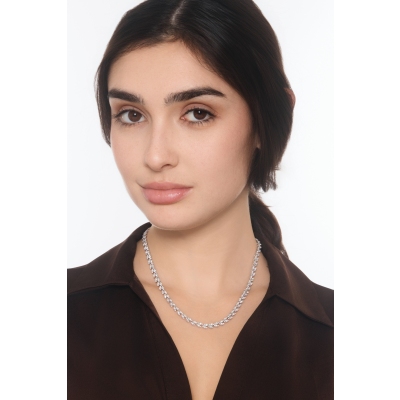 Girocollo in oro bianco 750 design con diamanti