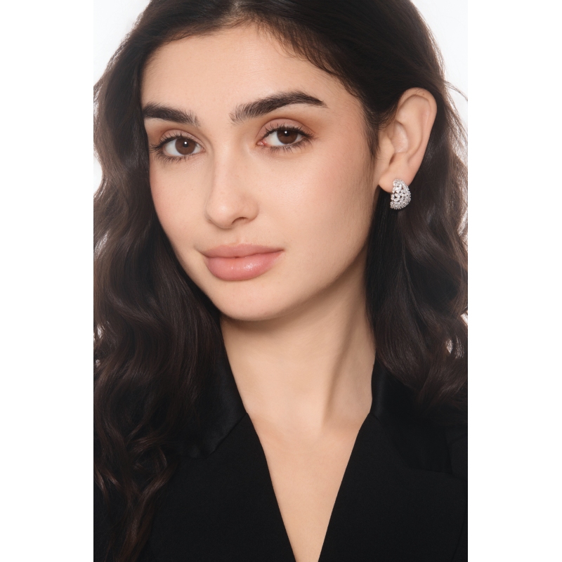 Orecchini design in oro bianco 750 diamanti