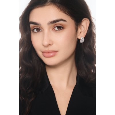 Orecchini design in oro bianco 750 diamanti