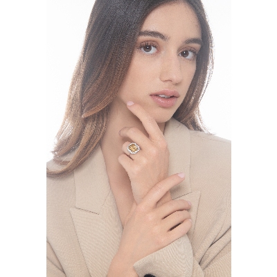 Anello contorno con Citrino Rettangolare e diamanti in oro bianco 18k