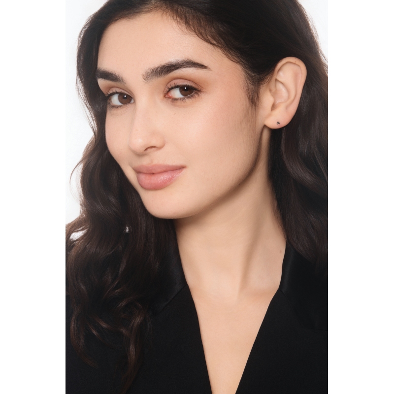 Mono orecchino diamante nero in oro bianco 18k