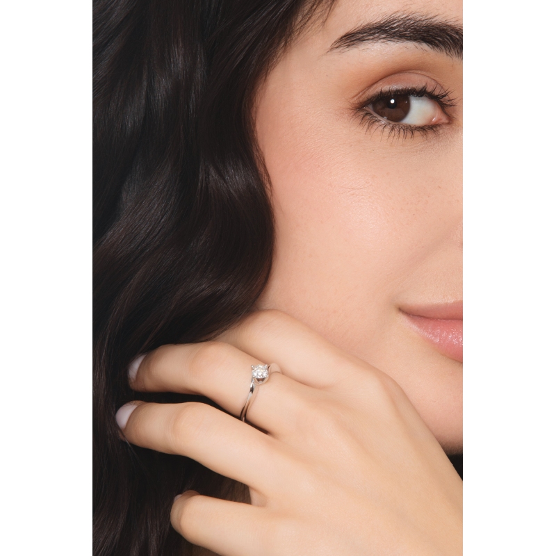 Anello di fidanzamento Emozione con diamante 0.50 ct