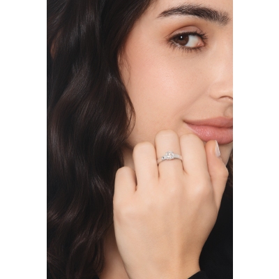 Anello solitario IGI in oro bianco 18k con diamante, 1.00ct